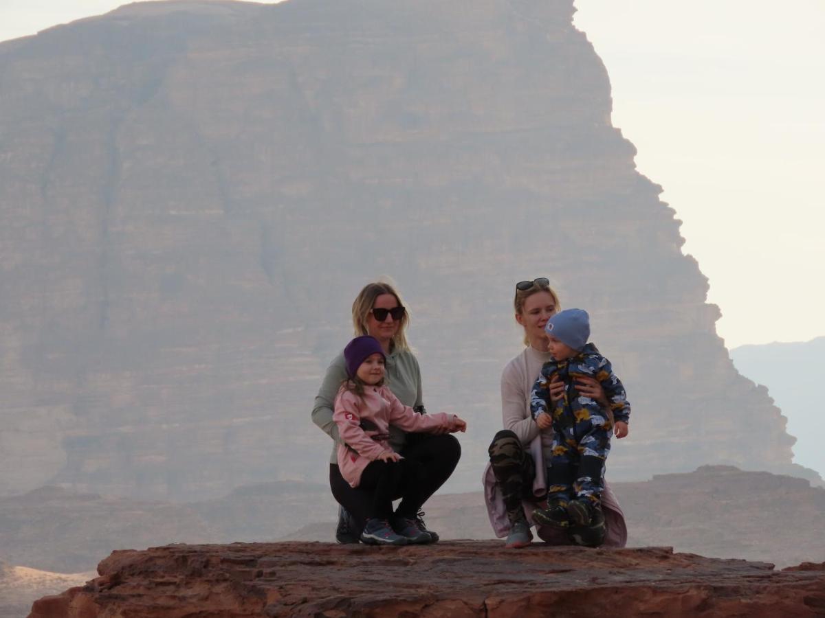 Rum Warm Bubble Camp Wadi Rum Ngoại thất bức ảnh