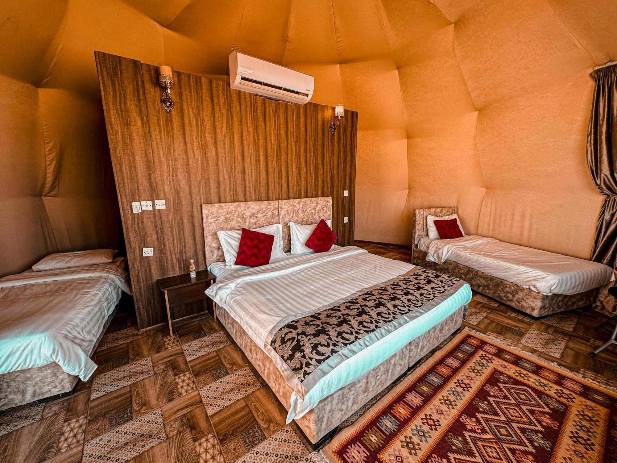 Rum Warm Bubble Camp Wadi Rum Ngoại thất bức ảnh